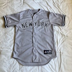 Yankees jersey